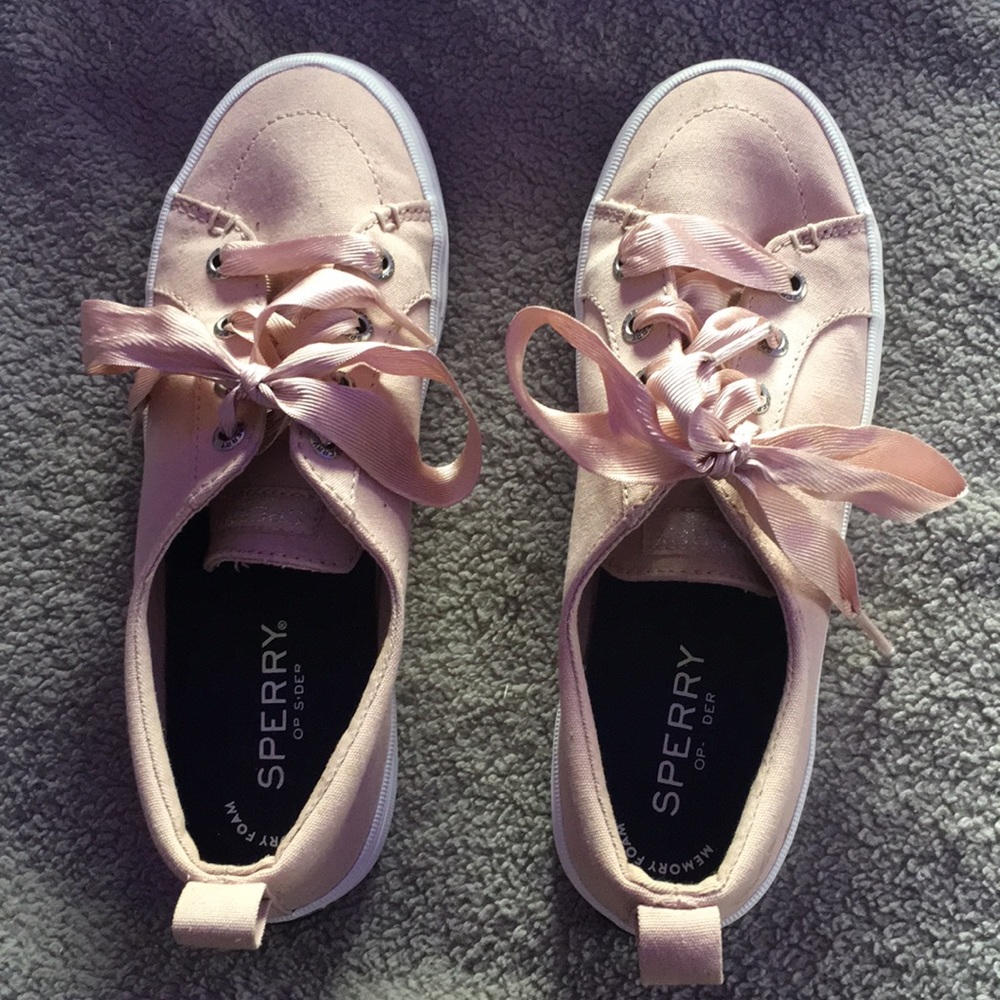 Sperry Blush canvas sneakers